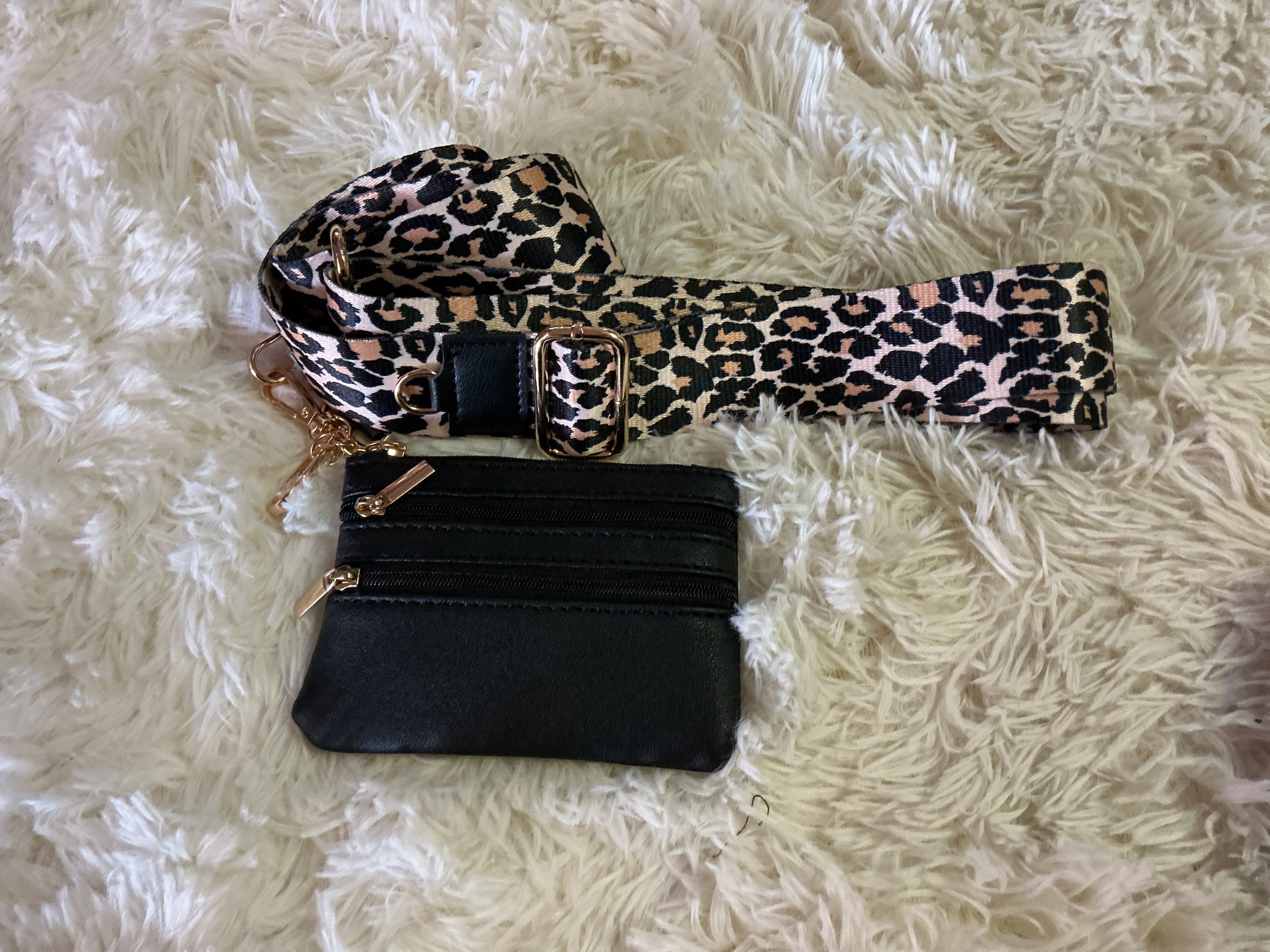 Cross Body Wallets