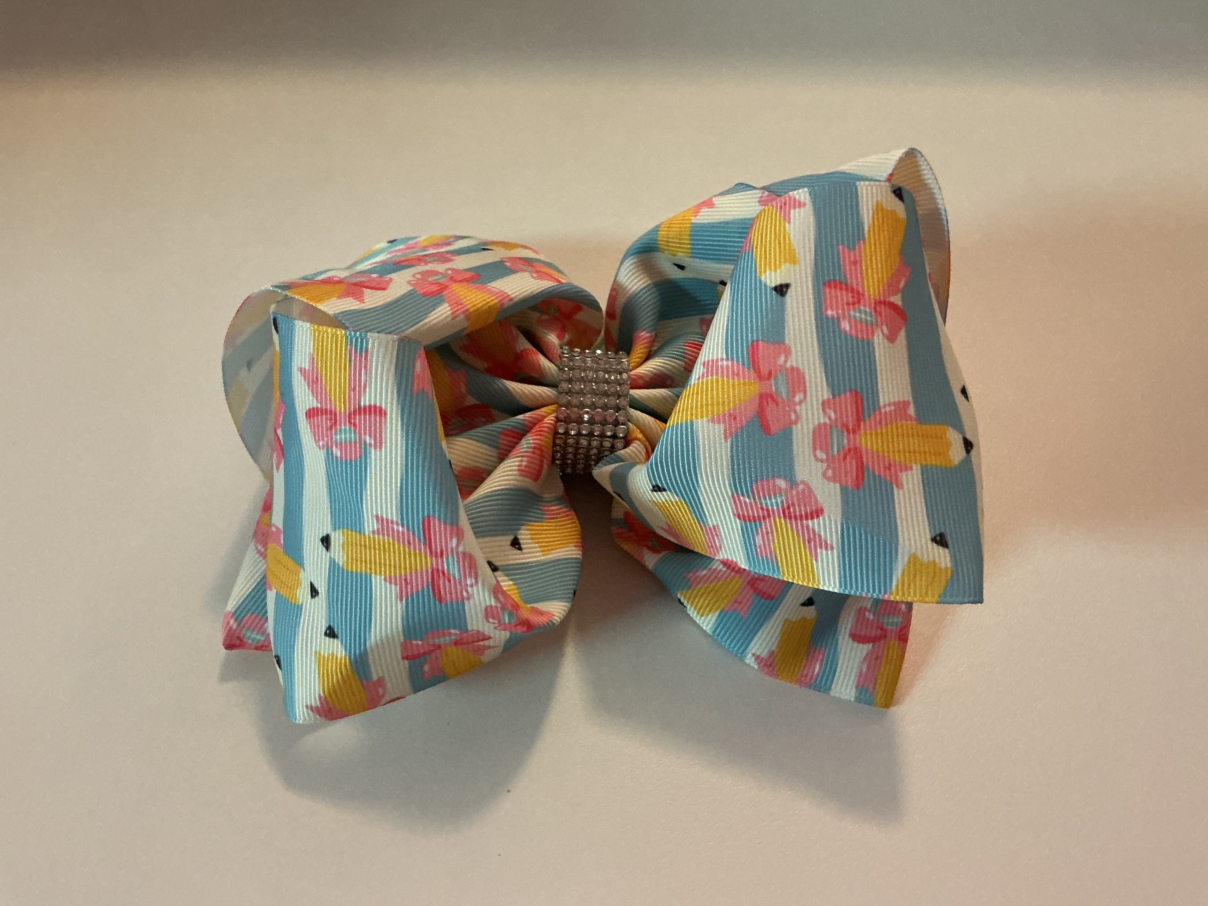 Large decorative Bows