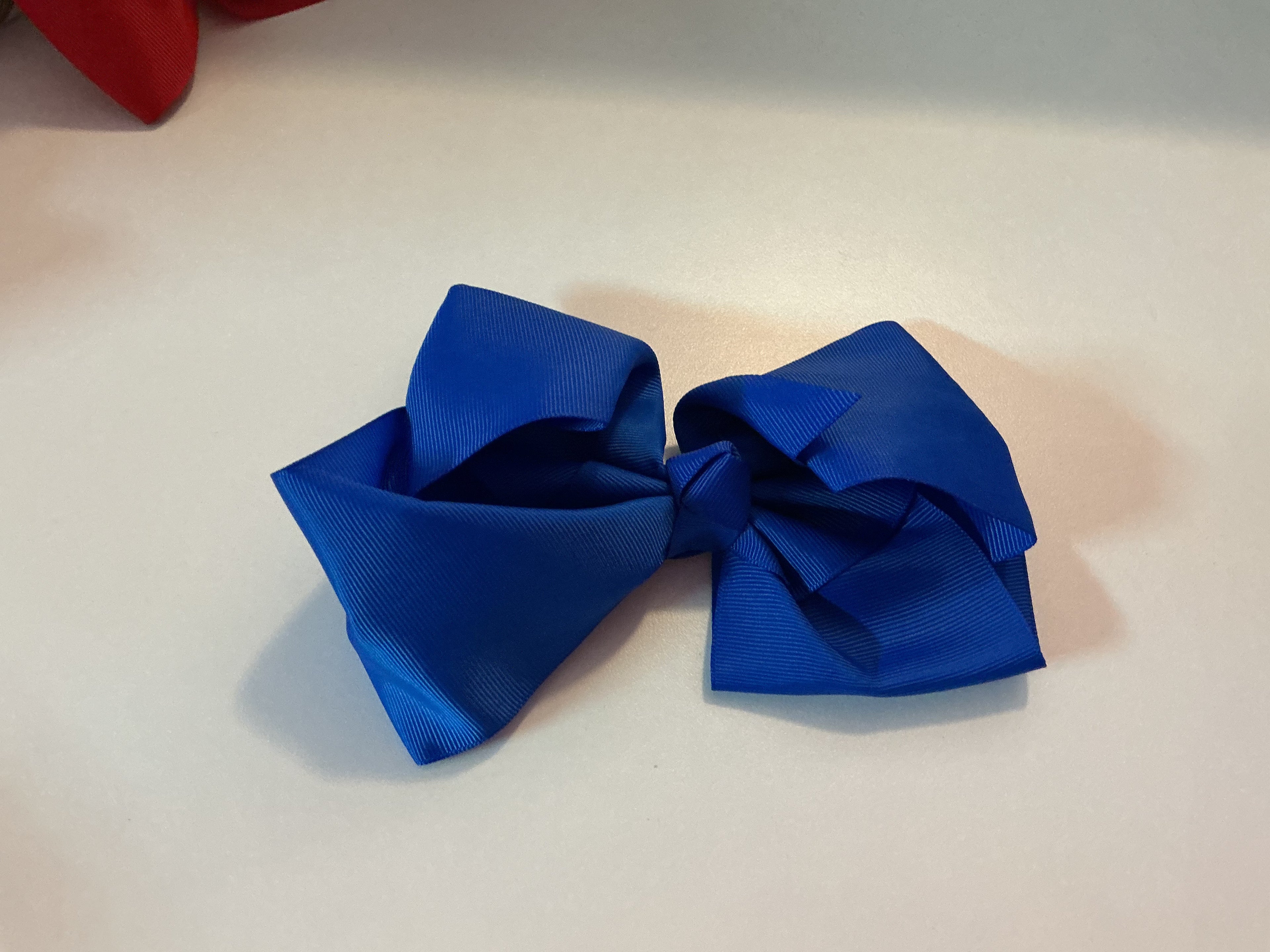 Medium Bows