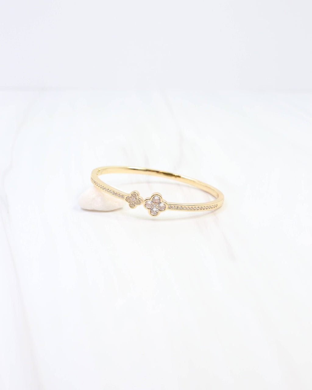 Passaic Clover CZ Hinge Bracelet WR Gold